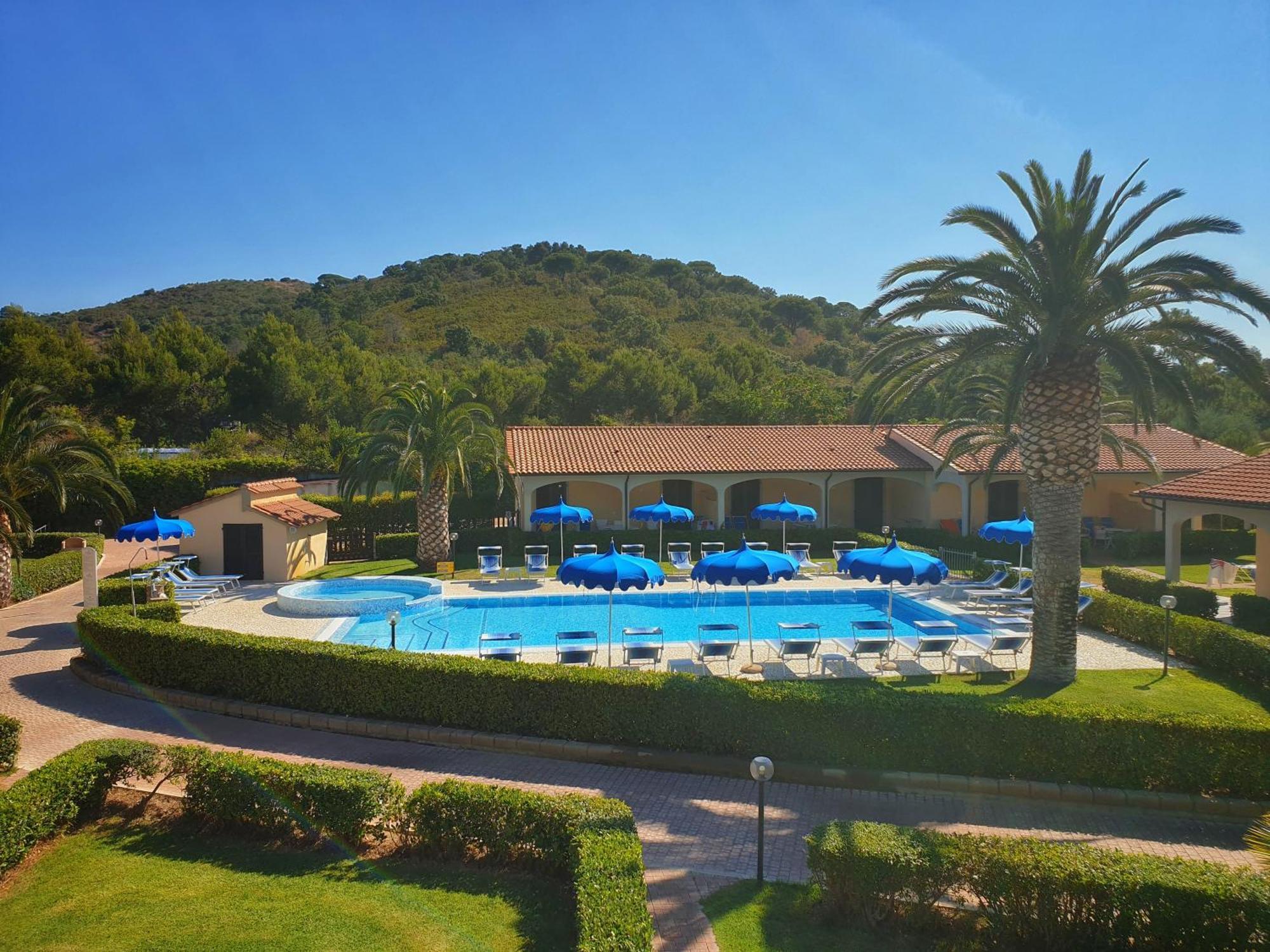 Lido Azzurro Residence Rta 카폴리베리 외부 사진