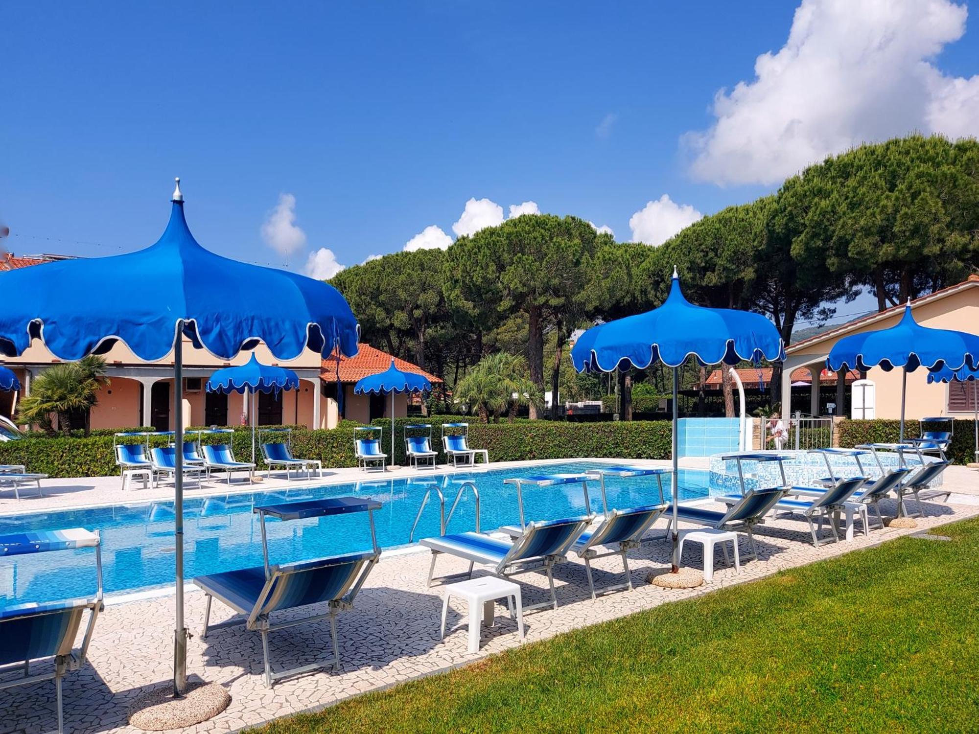 Lido Azzurro Residence Rta 카폴리베리 외부 사진