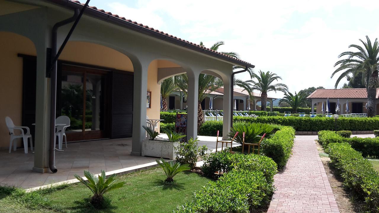 Lido Azzurro Residence Rta 카폴리베리 외부 사진